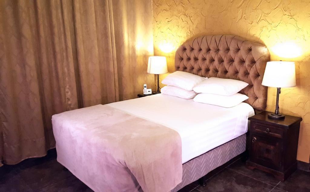 Antigua Inn Hotel Guatemala City Bagian luar foto