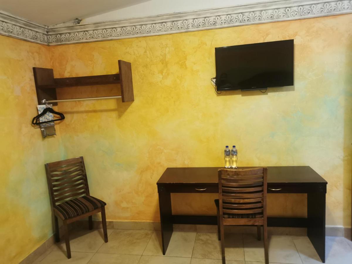 Antigua Inn Hotel Guatemala City Bagian luar foto