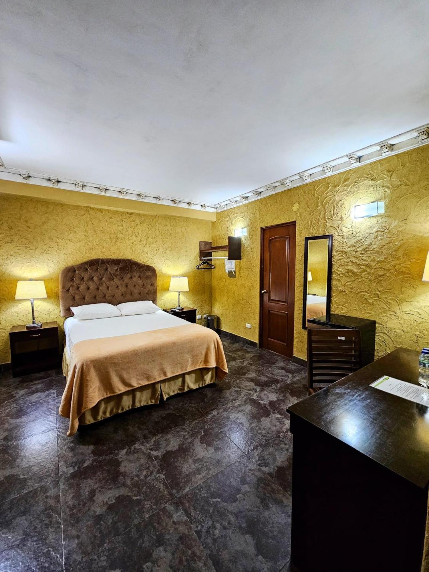 Antigua Inn Hotel Guatemala City Bagian luar foto