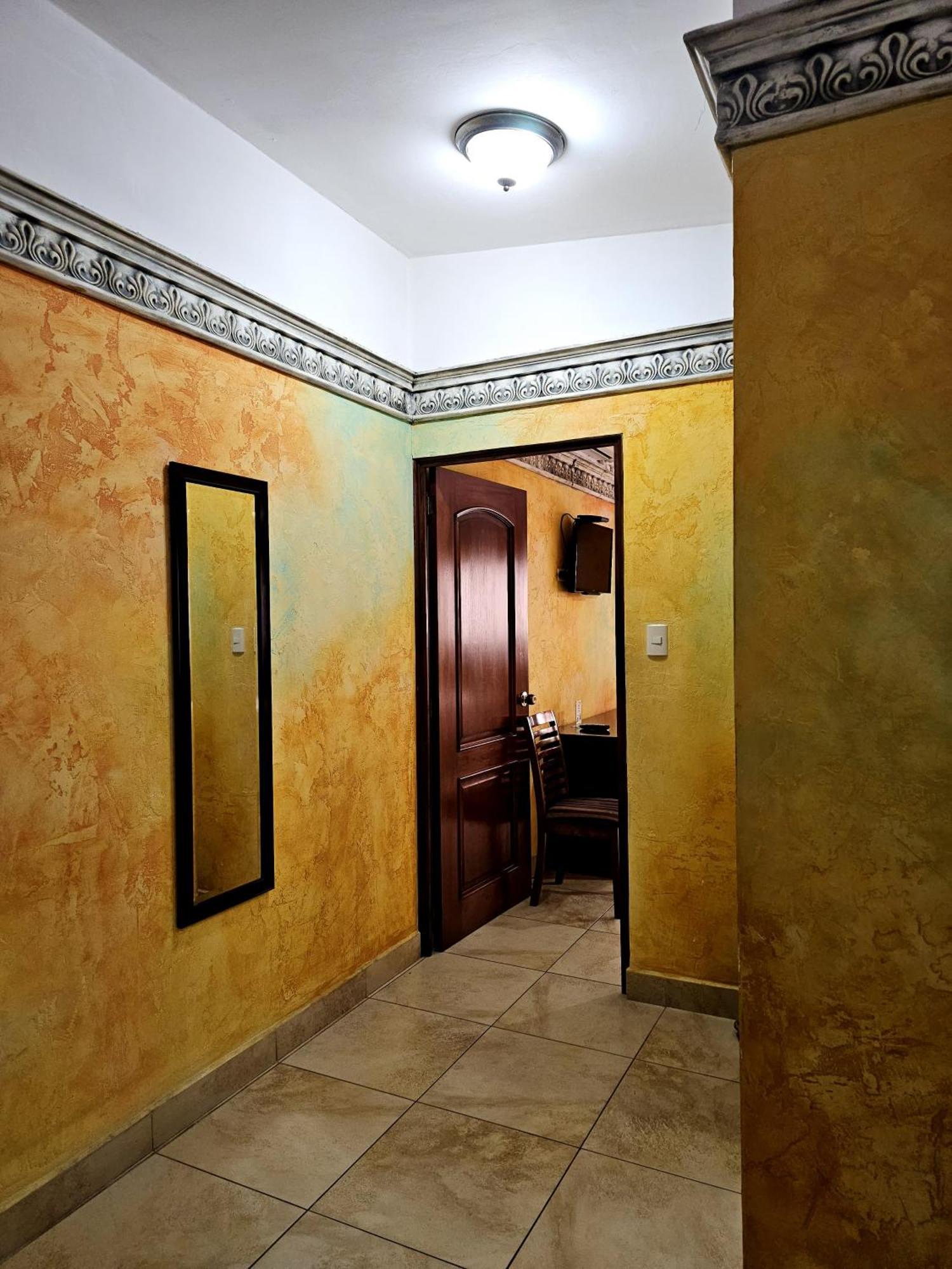 Antigua Inn Hotel Guatemala City Bagian luar foto