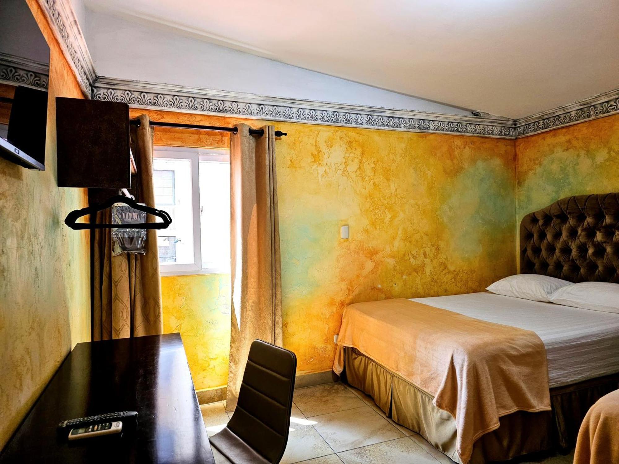 Antigua Inn Hotel Guatemala City Bagian luar foto