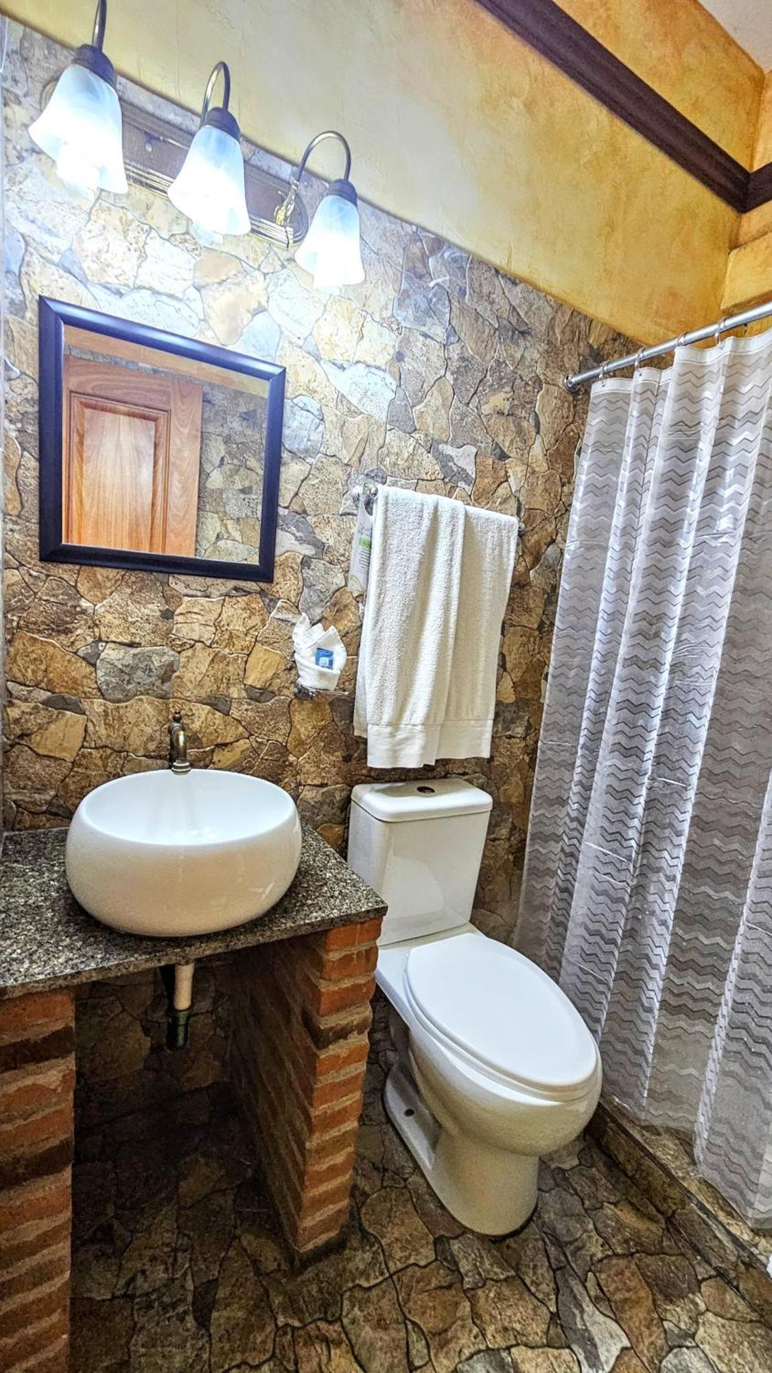 Antigua Inn Hotel Guatemala City Bagian luar foto